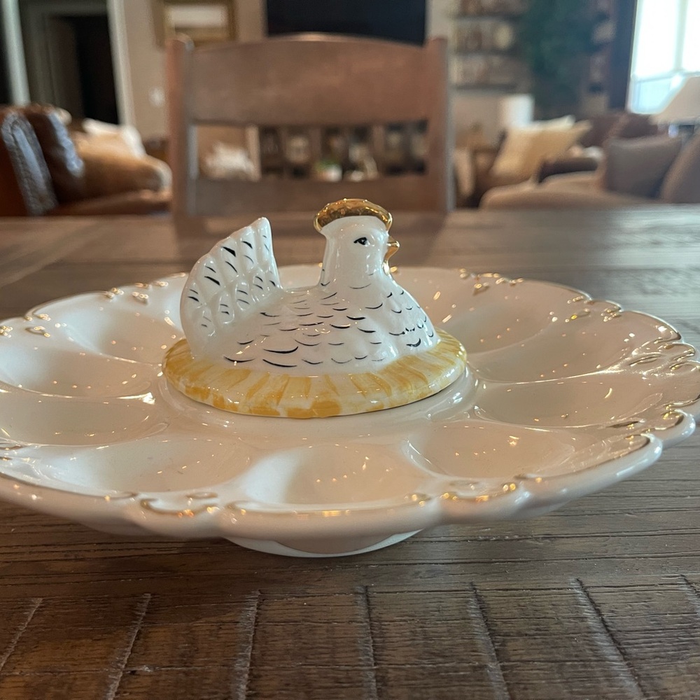 Ceramic Hen Egg Platter - White and Gold